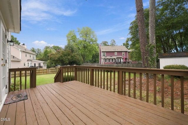 603 Pinewood Drive, Apex, NC 27502
