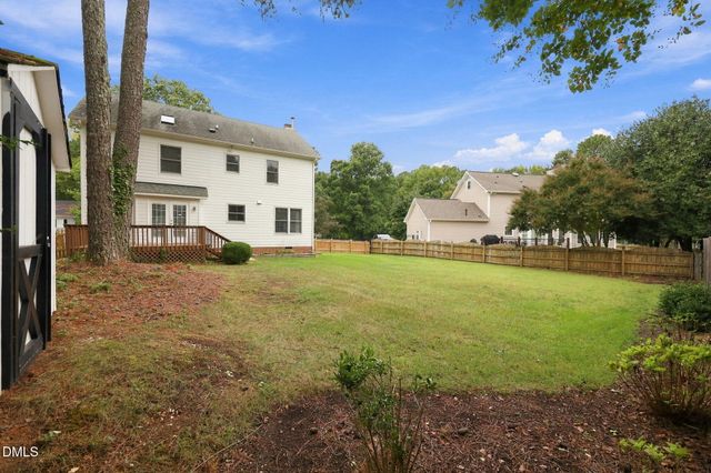 603 Pinewood Drive, Apex, NC 27502