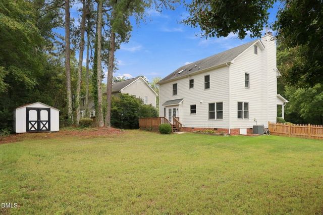 603 Pinewood Drive, Apex, NC 27502