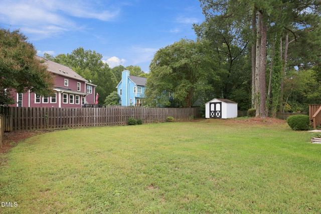 603 Pinewood Drive, Apex, NC 27502
