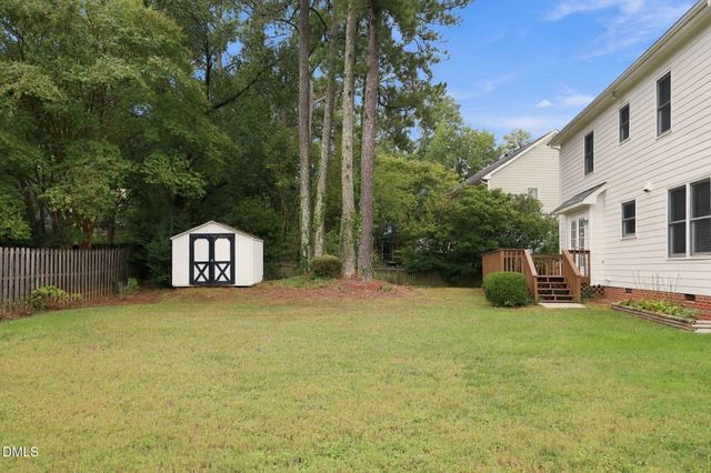 603 Pinewood Drive, Apex, NC 27502