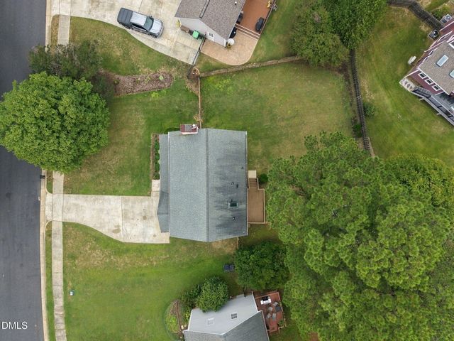 603 Pinewood Drive, Apex, NC 27502