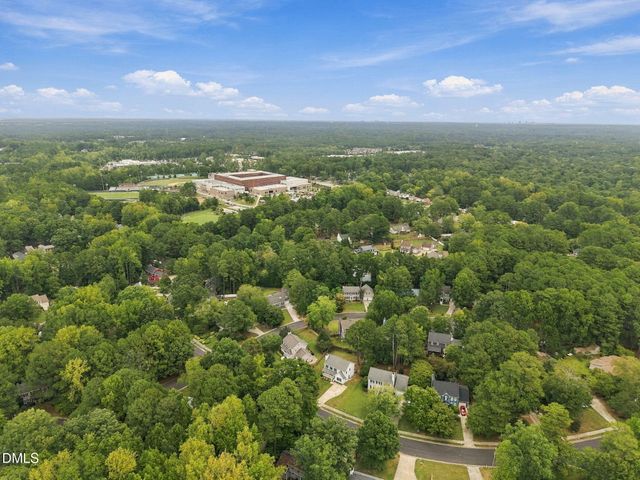 603 Pinewood Drive, Apex, NC 27502