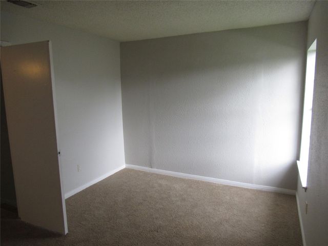 12109 Sandpiper Drive 121, Houston, TX 77035