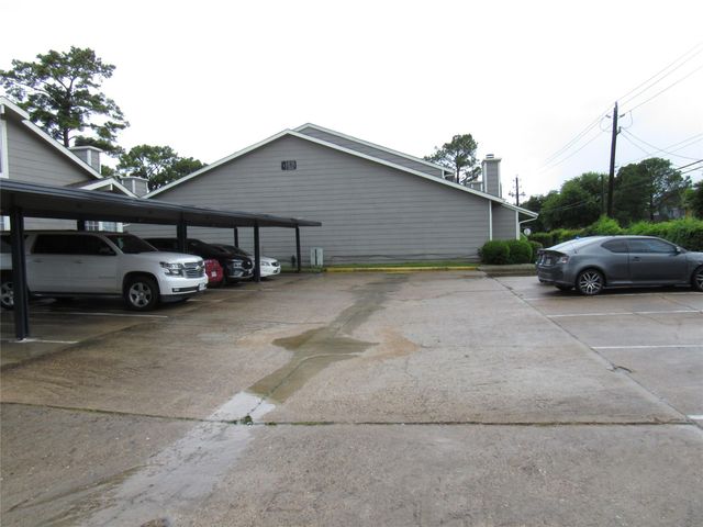 12109 Sandpiper Drive 121, Houston, TX 77035