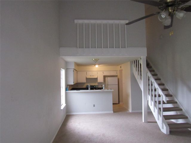 12109 Sandpiper Drive 121, Houston, TX 77035
