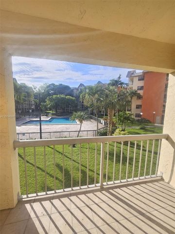 8160 Geneva Ct 208, Doral, FL 33166