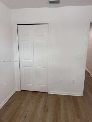 2470 SE 15th Pl 335, Homestead, FL 33035