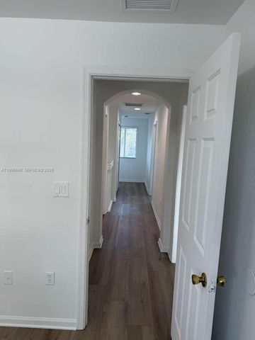 2470 SE 15th Pl 335, Homestead, FL 33035