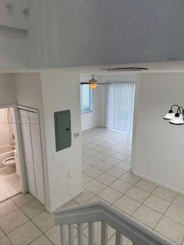 2470 SE 15th Pl 335, Homestead, FL 33035