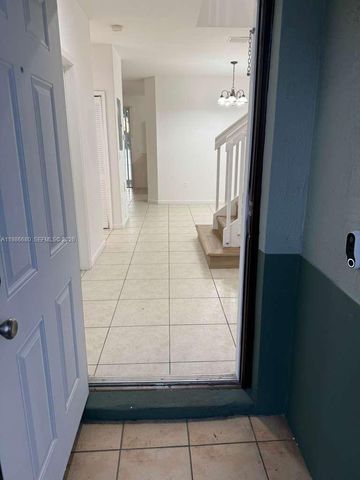 2470 SE 15th Pl 335, Homestead, FL 33035