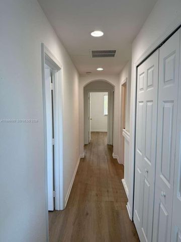 2470 SE 15th Pl 335, Homestead, FL 33035