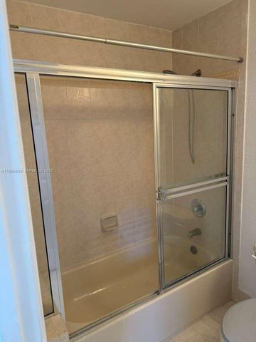 2470 SE 15th Pl 335, Homestead, FL 33035