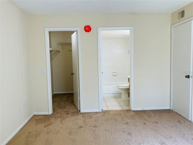 14409 HANGING MOSS CIRCLE 102, Tampa, FL 33613
