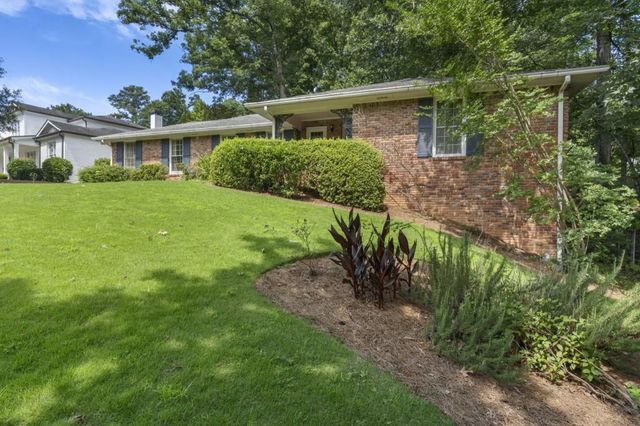 4870 Lansbury Drive, Sandy Springs, GA 30342