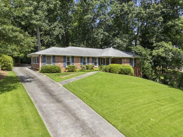4870 Lansbury Drive, Sandy Springs, GA 30342