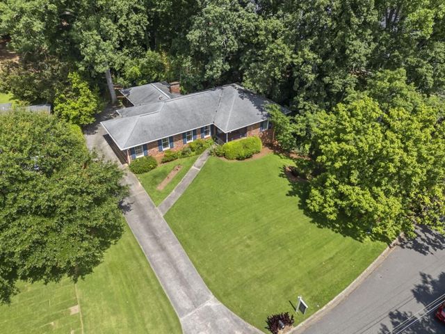 4870 Lansbury Drive, Sandy Springs, GA 30342