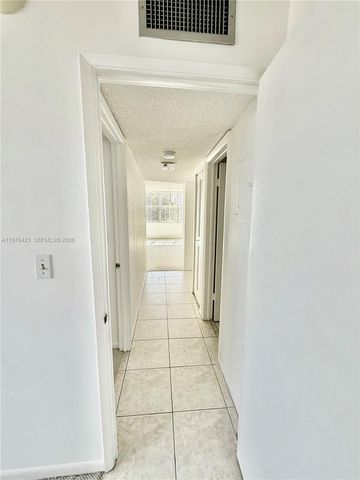 1300 NE Miami Gardens Dr 320E, Miami, FL 33179