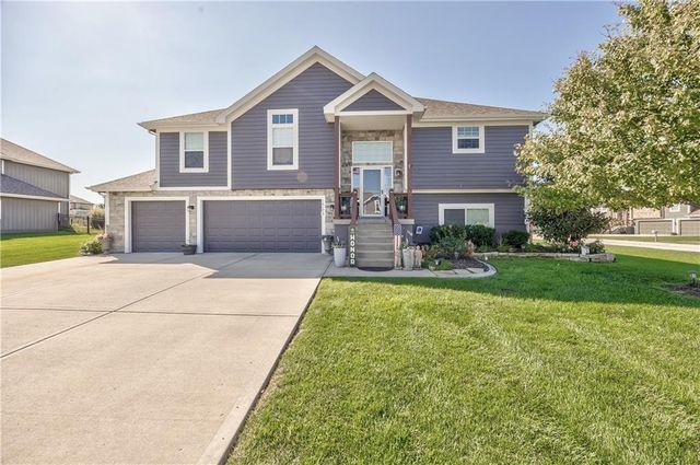 14173 Ashbury Court, Basehor, KS 66007