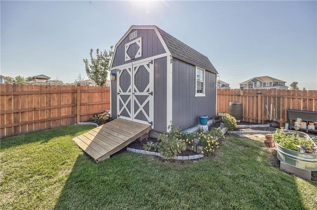 14173 Ashbury Court, Basehor, KS 66007