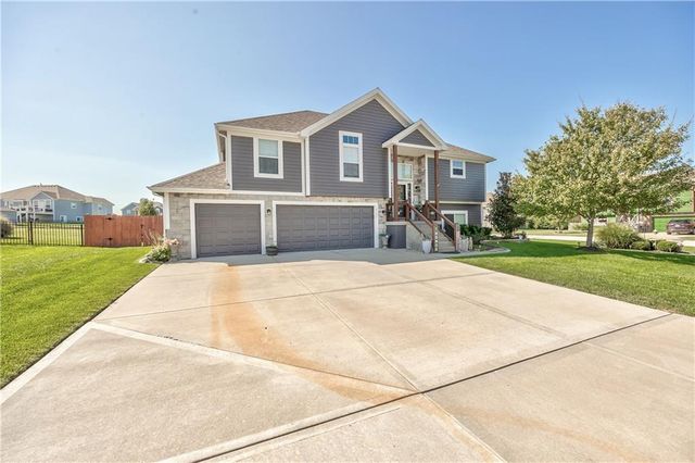 14173 Ashbury Court, Basehor, KS 66007