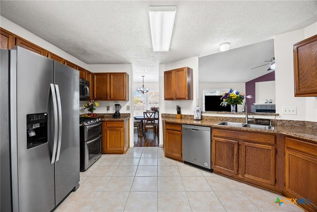 608 Battlecreek Lane, Leander, TX 78641