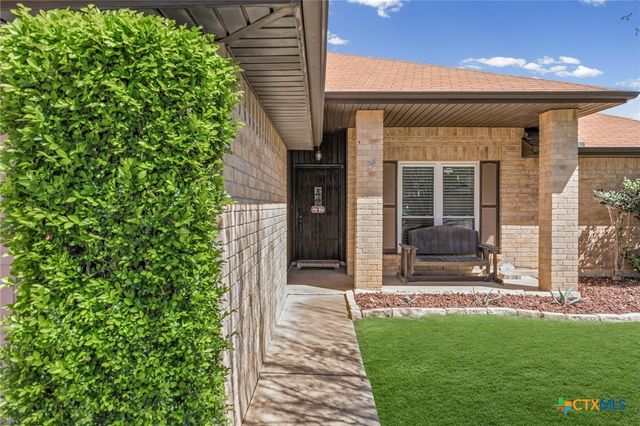 608 Battlecreek Lane, Leander, TX 78641