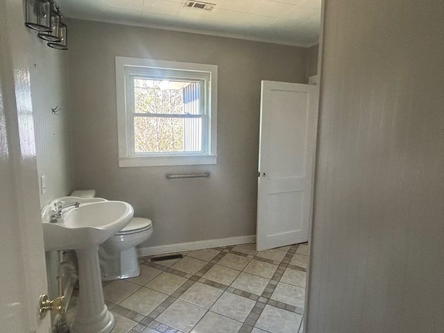 75 Cottonhill Rd, Eufaula, AL 36027