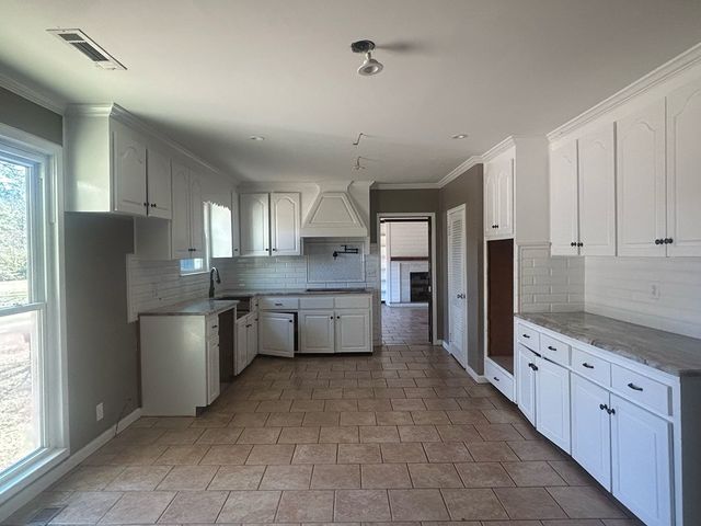 75 Cottonhill Rd, Eufaula, AL 36027