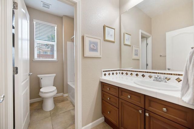 1505 El Camino Verde Dr, Lincoln, CA 95648