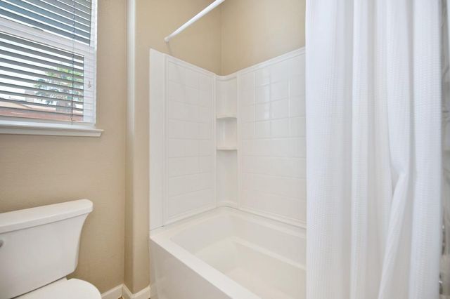 1505 El Camino Verde Dr, Lincoln, CA 95648