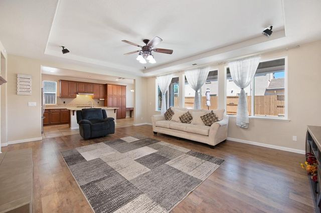 1505 El Camino Verde Dr, Lincoln, CA 95648