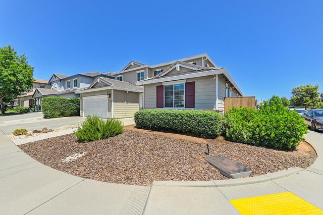 1505 El Camino Verde Dr, Lincoln, CA 95648