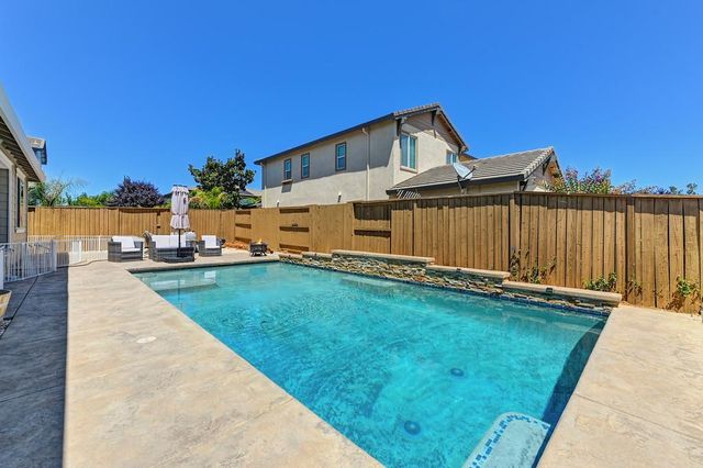 1505 El Camino Verde Dr, Lincoln, CA 95648