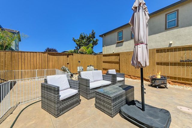 1505 El Camino Verde Dr, Lincoln, CA 95648