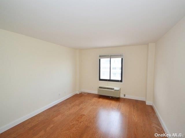 360 Shore Road 3B, Long Beach, NY 11561