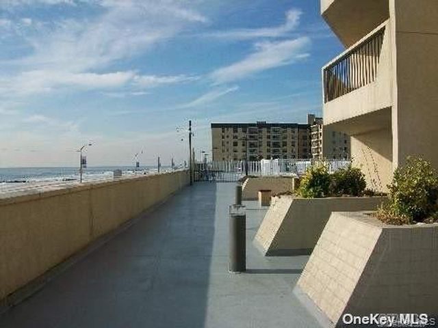 360 Shore Road 3B, Long Beach, NY 11561
