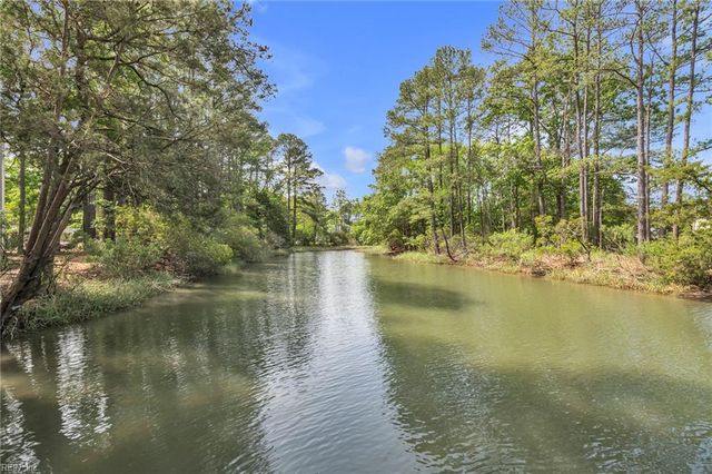 247 Hunts Neck RD, Poquoson, VA 23662