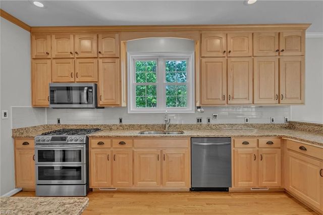 247 Hunts Neck RD, Poquoson, VA 23662