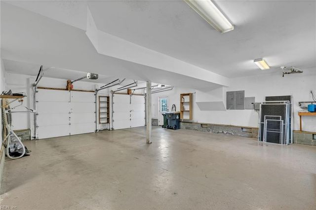 247 Hunts Neck RD, Poquoson, VA 23662