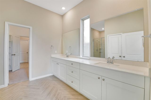 1439 Northwood Bluff Lane, Pinehurst, TX 77362