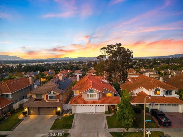 2481 Thistlewood Lane, Corona, CA 92882