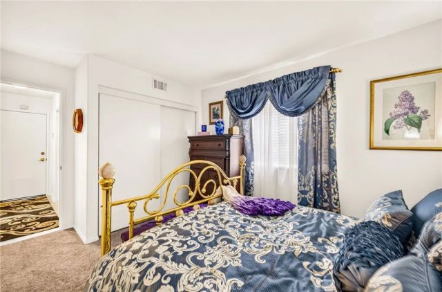 2481 Thistlewood Lane, Corona, CA 92882