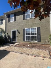 205 WILLOW POINT CIRCLE, Alabaster, AL 35007
