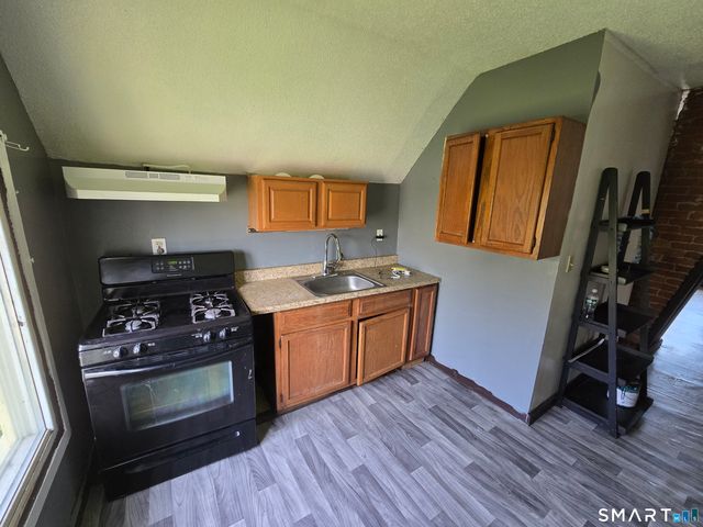 256 Hillside Avenue, Waterbury, CT 06710