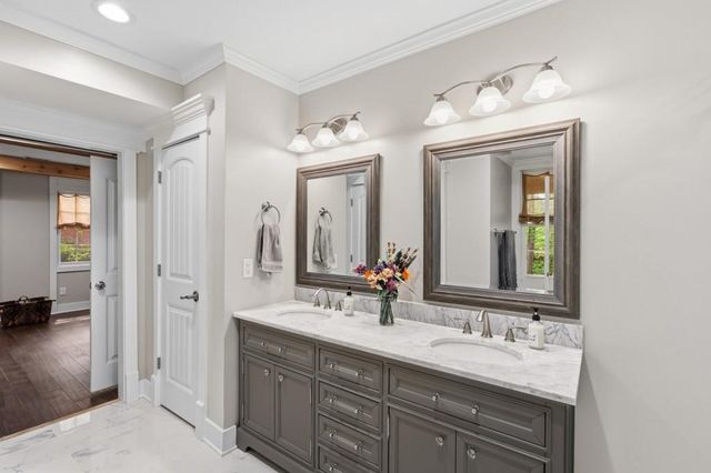 4901 Bainbridge Court, Lilburn, GA 30047