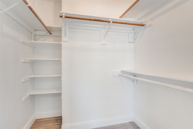 322 E Hillcroft Drive, Duncanville, TX 75137