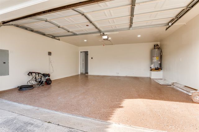 322 E Hillcroft Drive, Duncanville, TX 75137