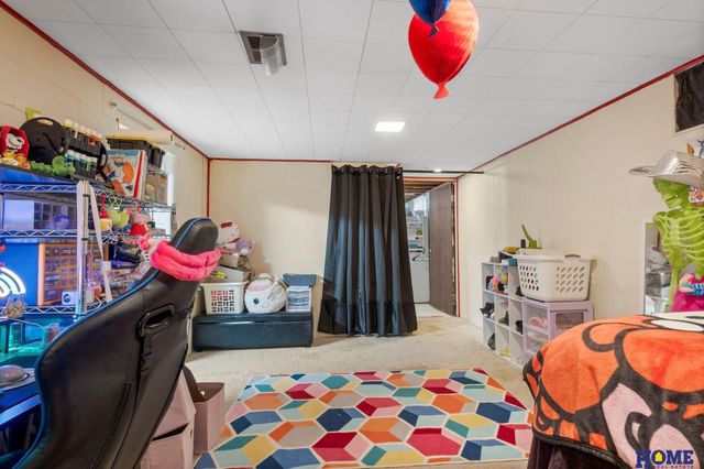 4225 Pioneers Boulevard, Lincoln, NE 68516