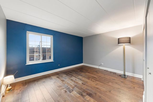 8704 Mobile Avenue 2C, Oak Lawn, IL 60453